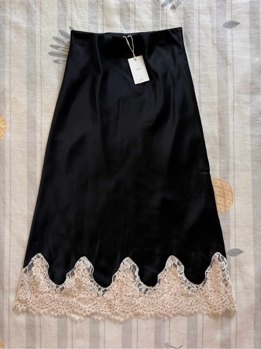 Aritzia Henrietta Satin Skirt